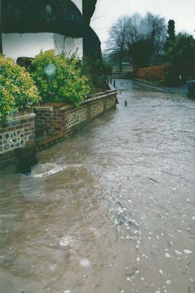 Frogmore Cottage flooded, Nov 2001