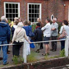 Guided walk by Glenthorne House