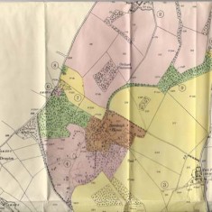 Centre section of Sales map of Bereleigh Estate, 1958. It shows Bereleigh House itself, with Drayton House outside the west boundary and Park Farm to the east.