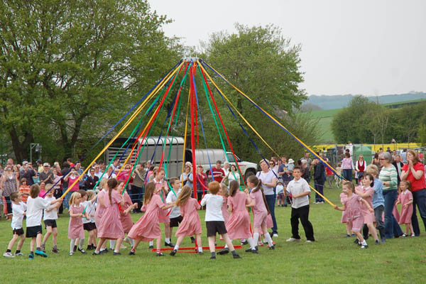East Meon CoE Primary School, maypole dance.