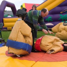 Sumo wrestling 2006