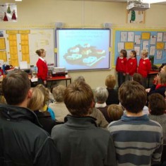 Schoolchildren make presentation on Open Day
